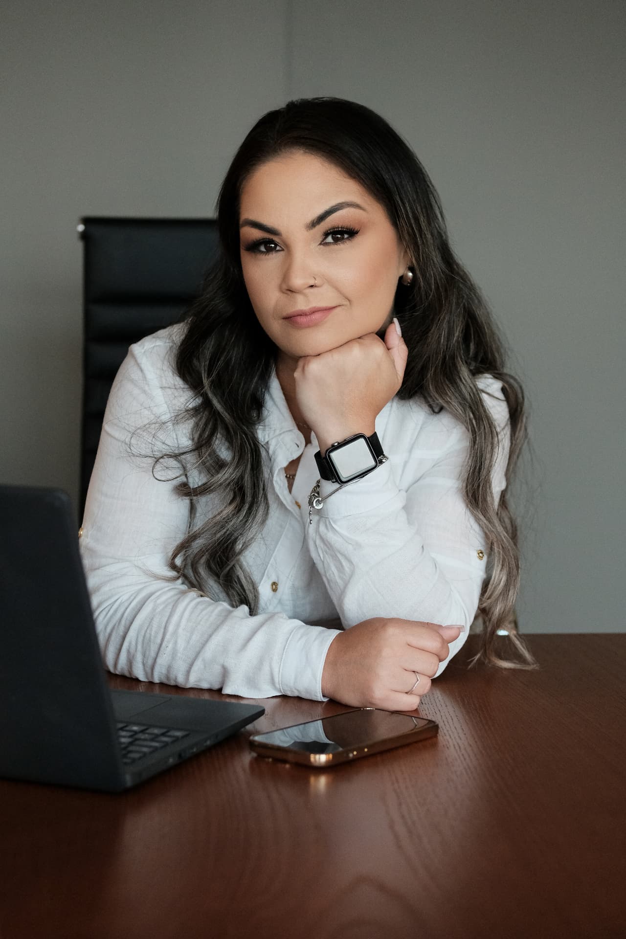 Izabella Bento em seu escritório